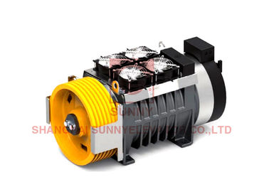 Standardowe elementy windy Silnik elektryczny 220kg DC110V / 2,3A Napięcie hamulca